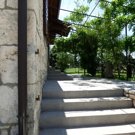 Stone House Katarina * Nedeščina